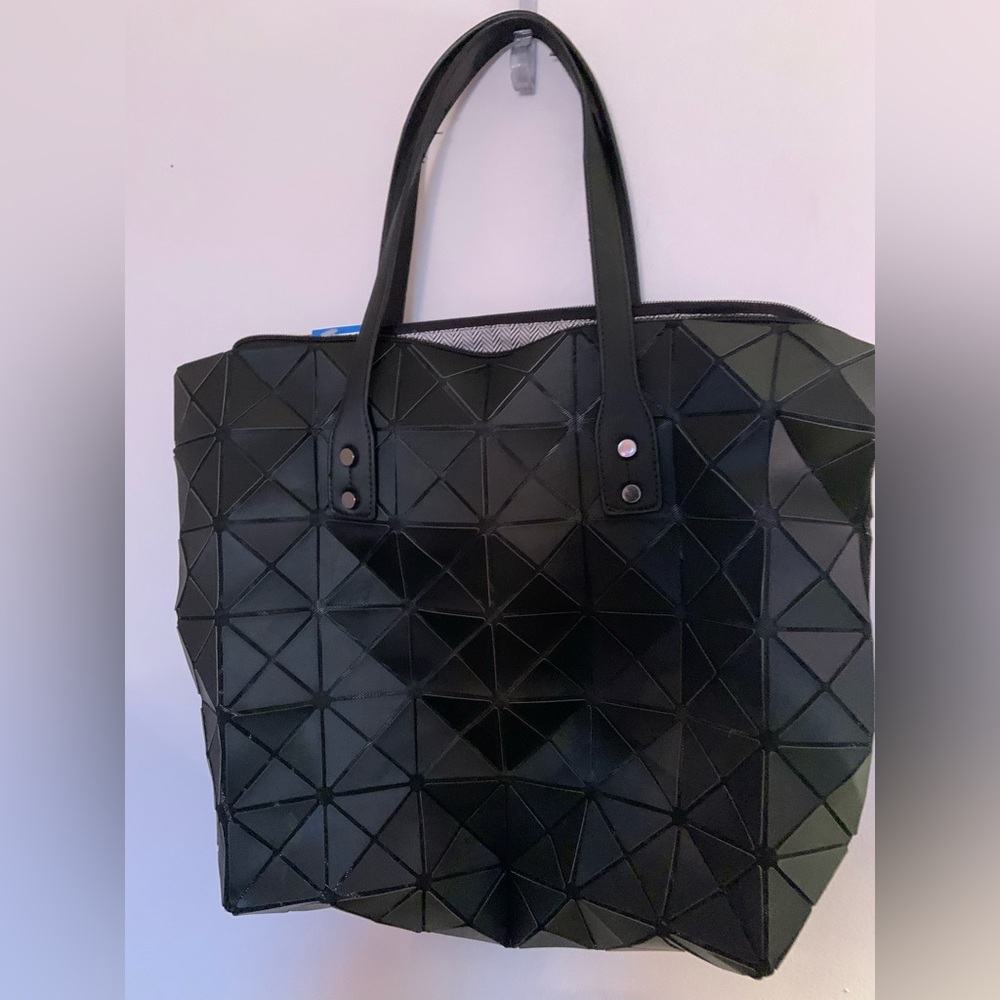 Temu black handbag
